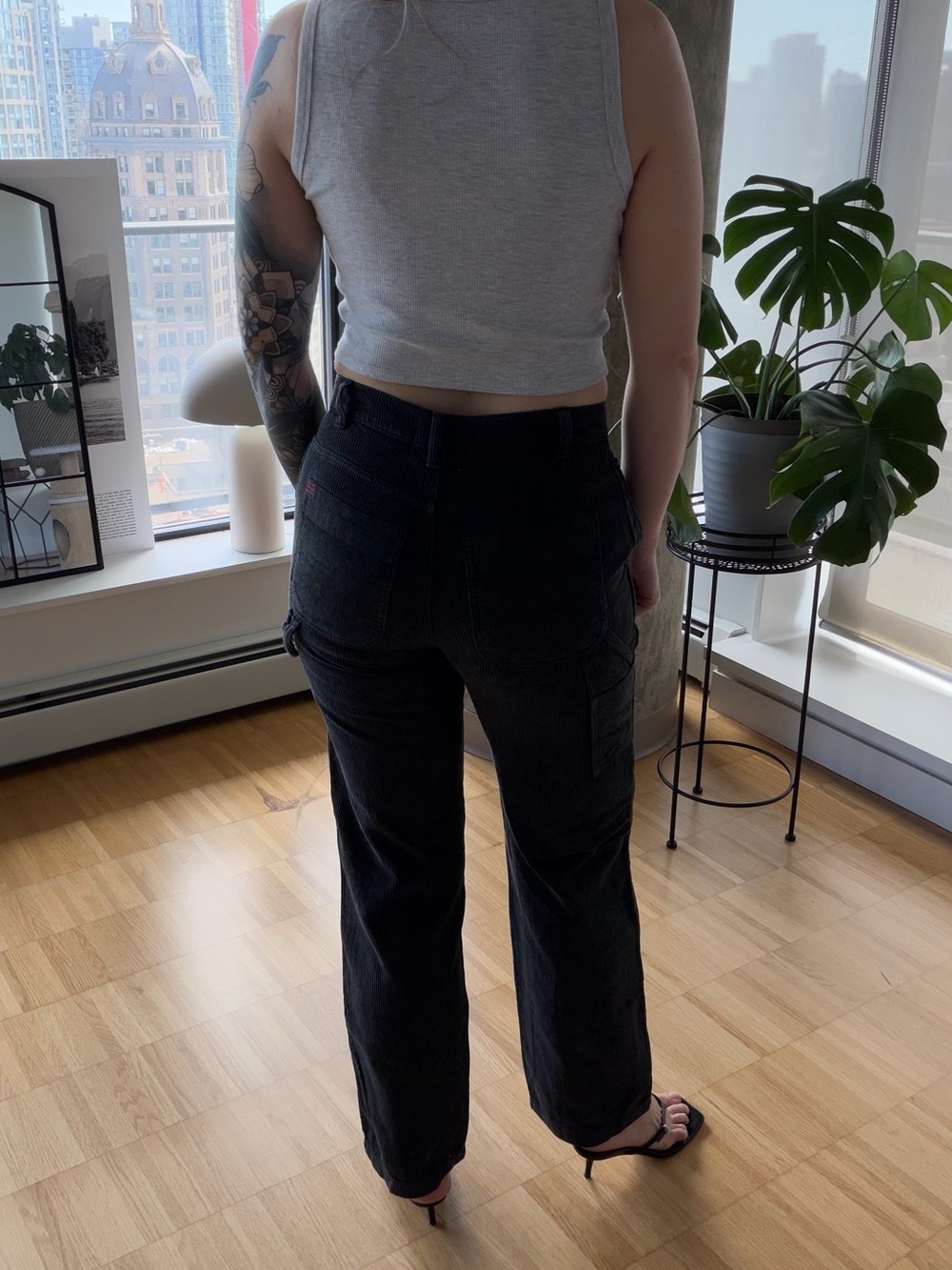 BDG Black Corduroy pants - Picture 3 of 10